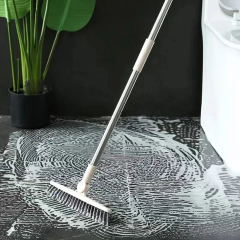 Long-Handle Tub and Tile Brush