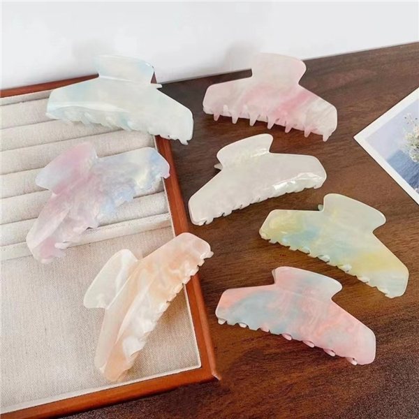 Color-Changing Acetate Claw Clip, Peach